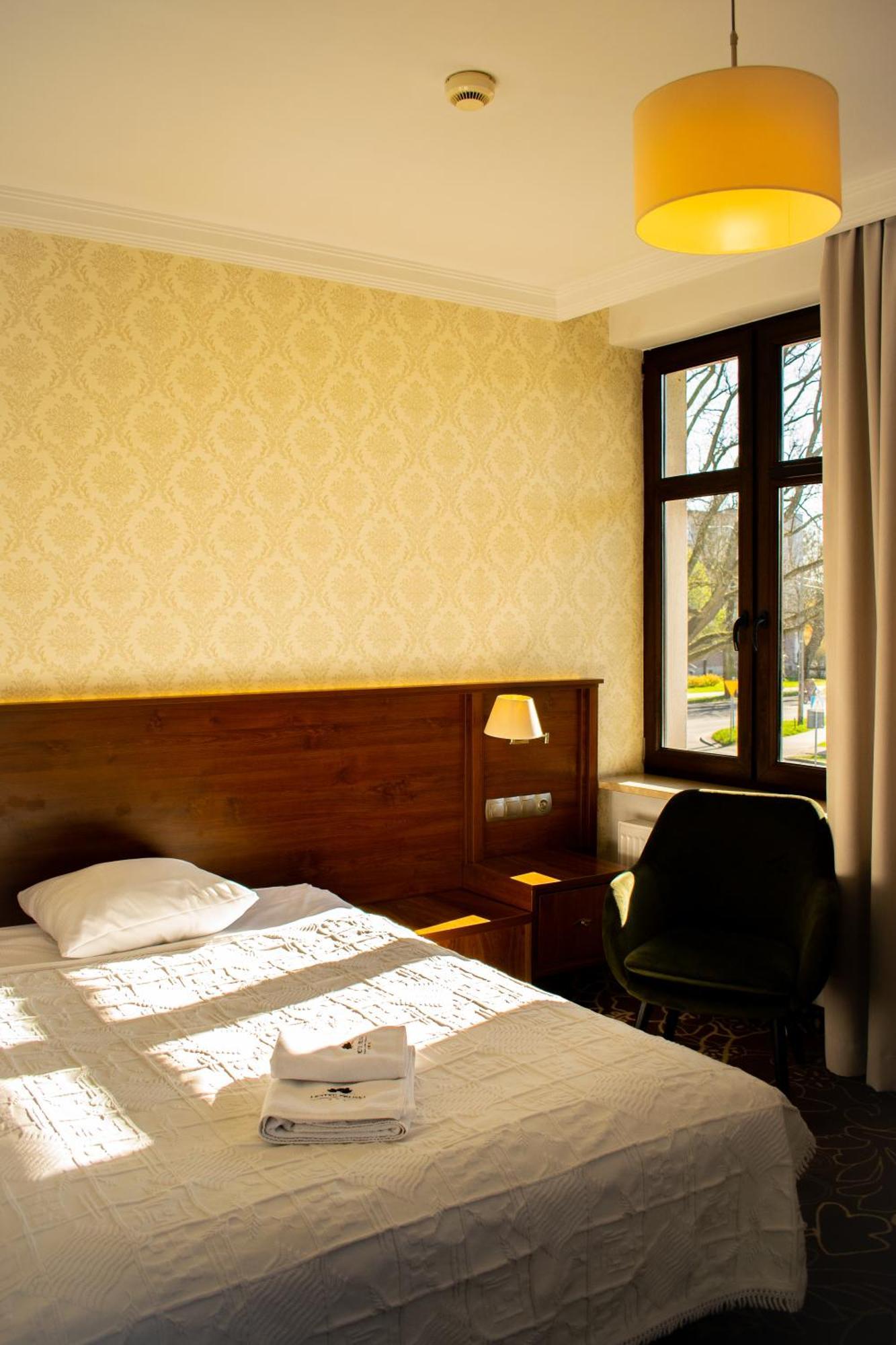 Hotel Pruski Orneta Exteriör bild